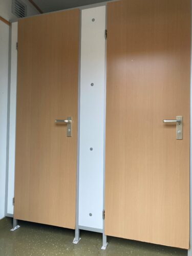 Großer WC-Wagen Kabinen