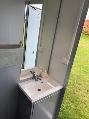 pipibude-wc-wagen-klein5